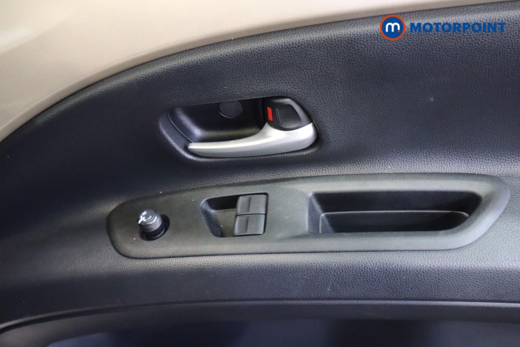 Used Toyota Aygo X 2024 for sale - 76394742: Photo 18