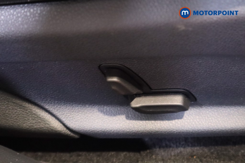 Used Mercedes-Benz E-Class 2020 for sale - 76105126: Photo 25