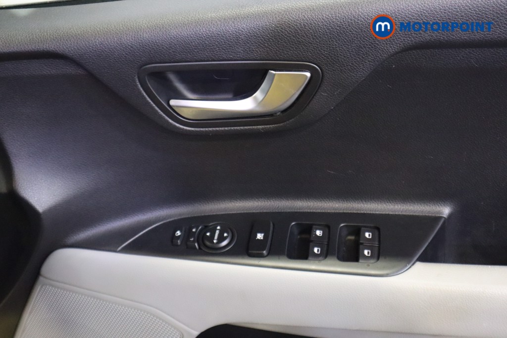Used Kia Stonic 2020 for sale - 76298159: Photo 18