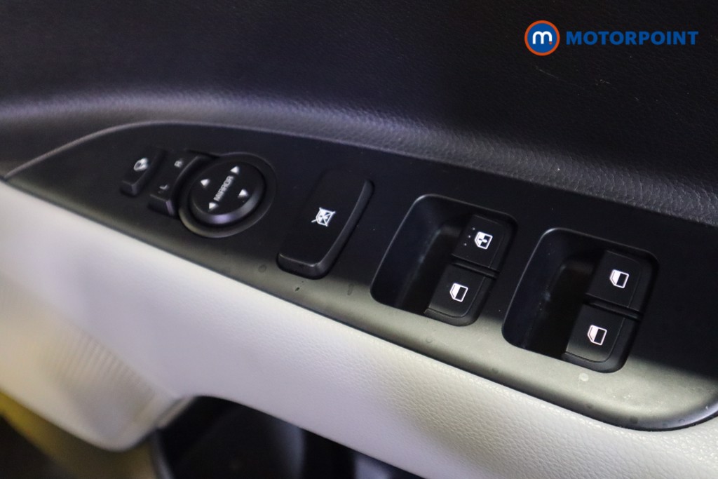 Used Kia Stonic 2020 for sale - 76298159: Photo 19