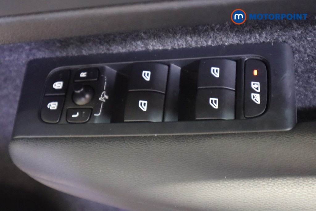 Used Volvo XC40 2023 for sale - 77519912: Photo 23