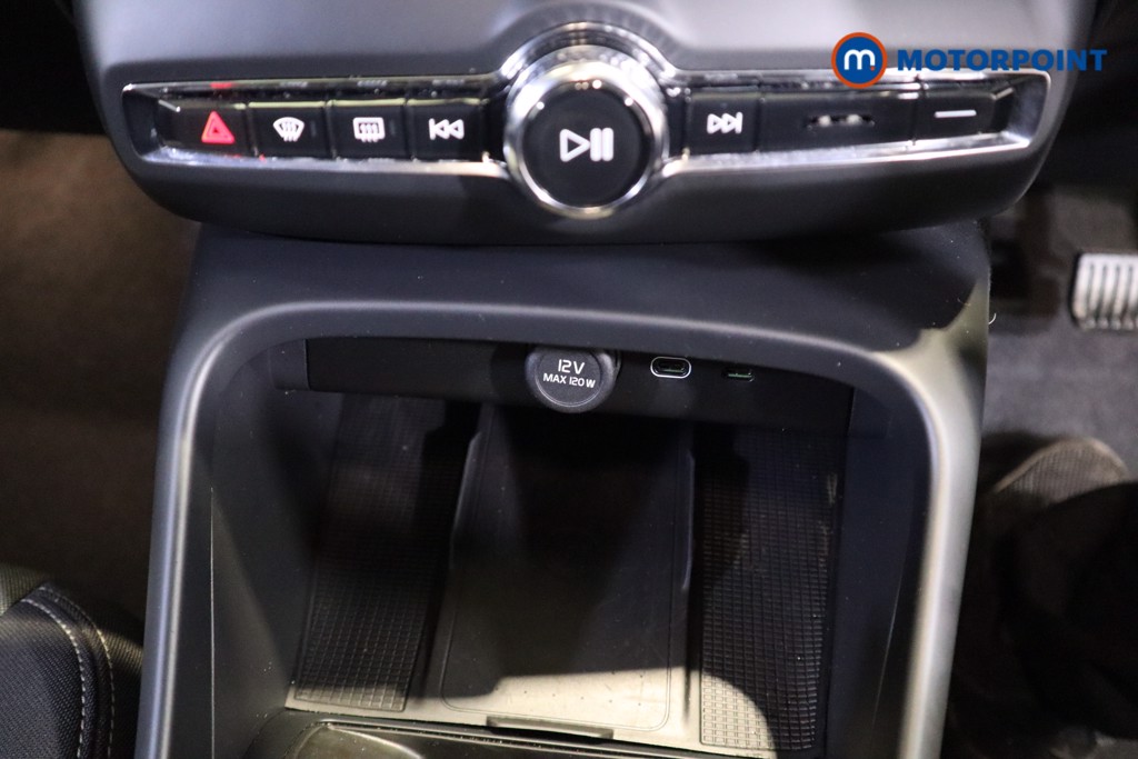 Used Volvo XC40 2023 for sale - 77519912: Photo 28