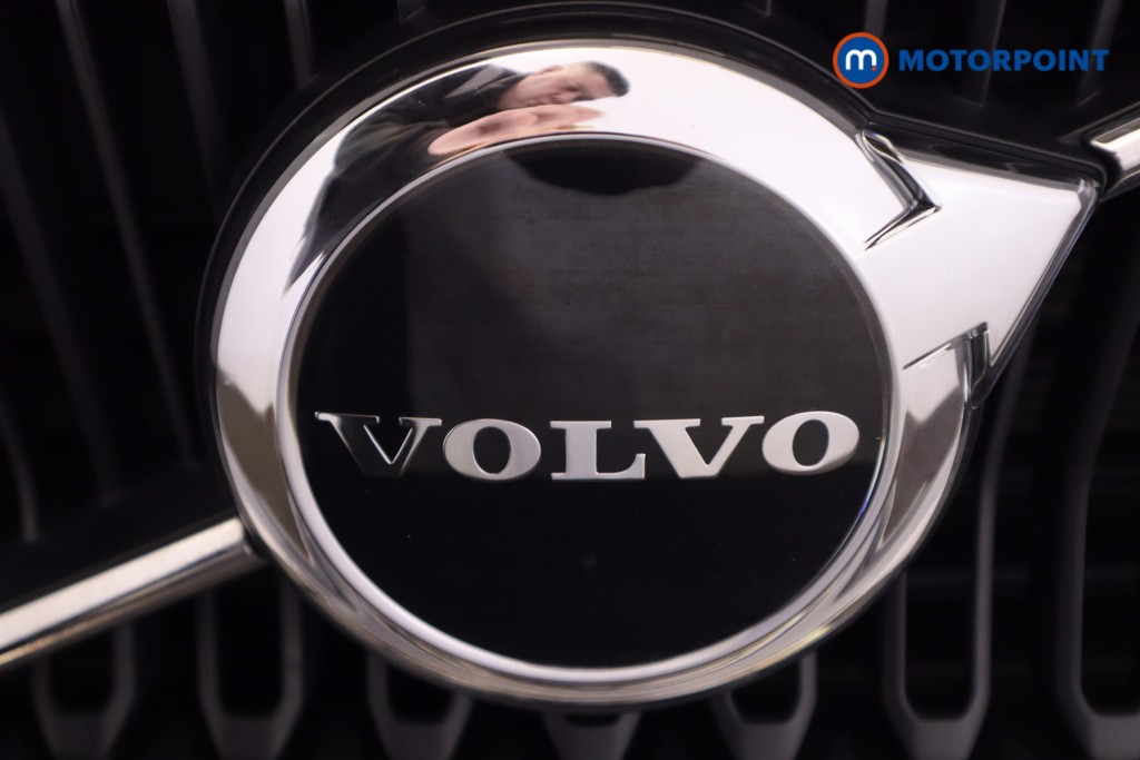 Used Volvo XC40 2023 for sale - 77519912: Photo 43