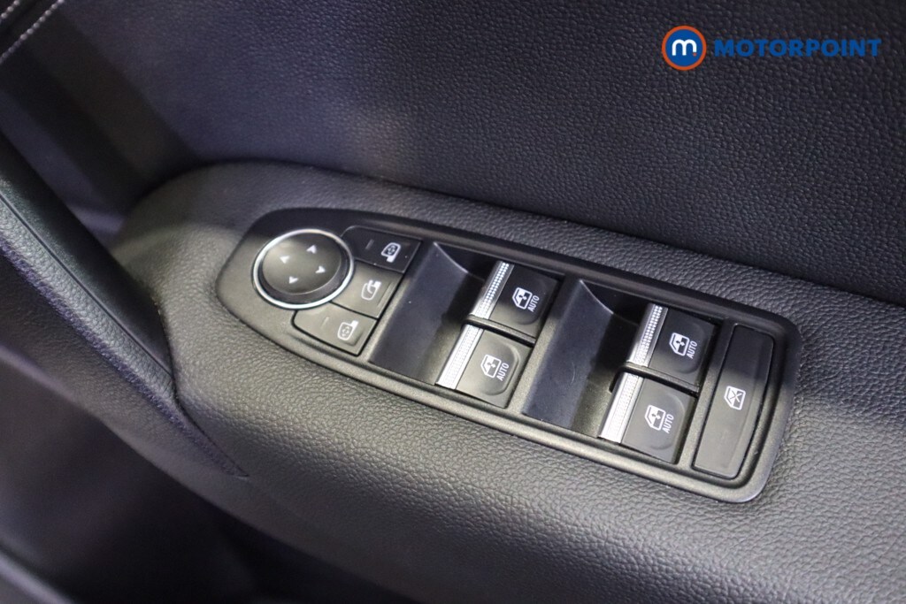 Used Renault Captur 2023 for sale - 76219433: Photo 18