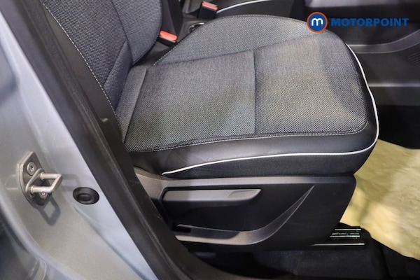 Used Renault Captur 2023 for sale - 76219433: Photo 23