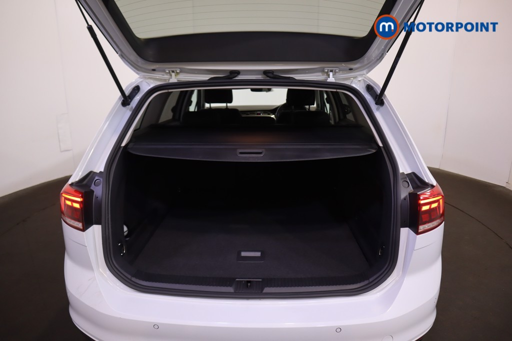 Used Volkswagen Passat 2023 for sale - 76278992: Photo 29