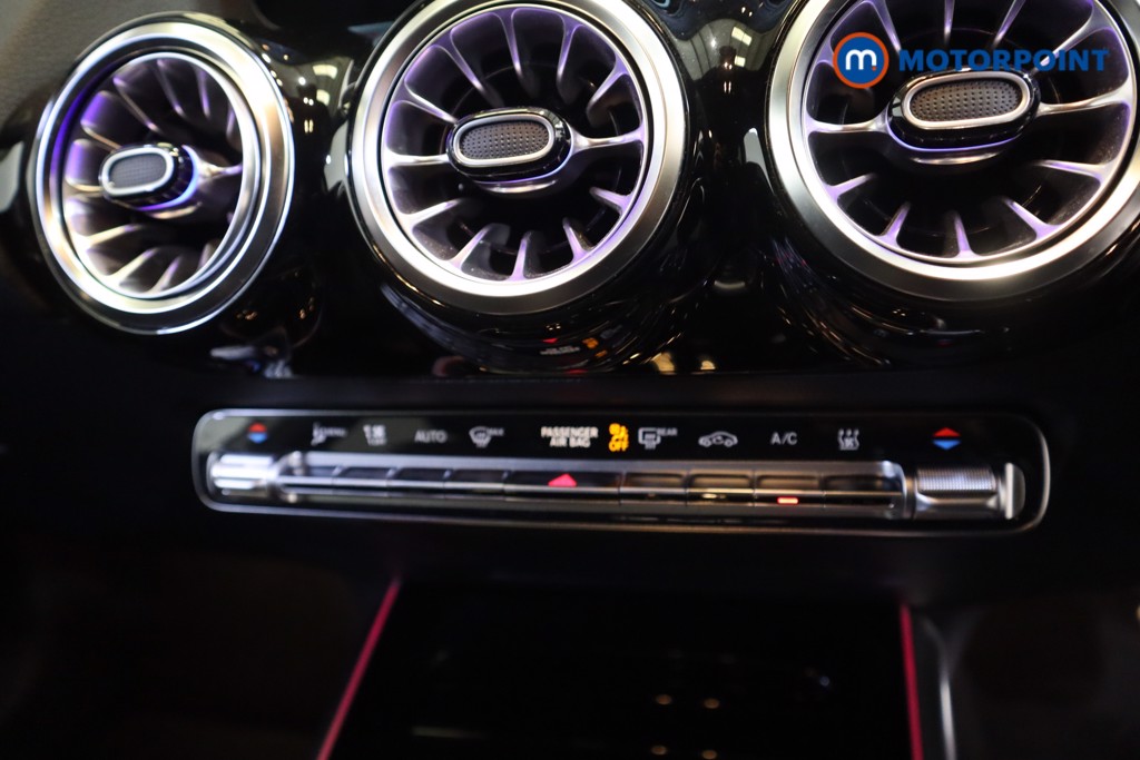 Used Mercedes-Benz EQA 2022 for sale - 76767229: Photo 13