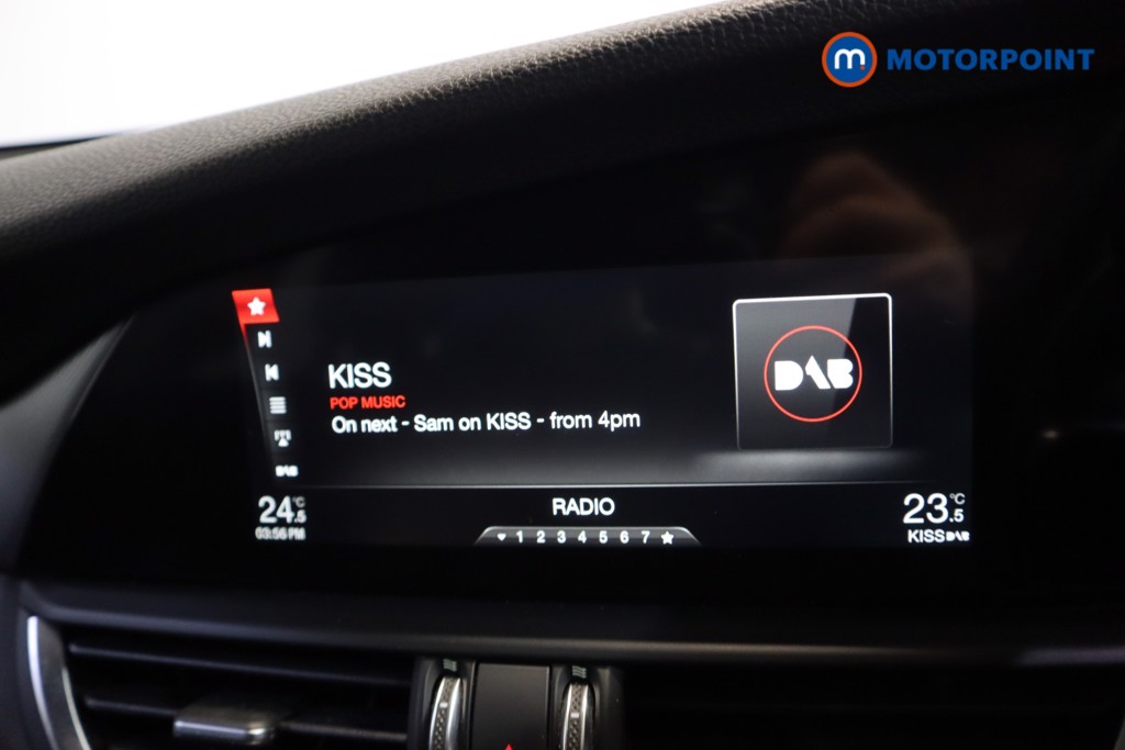 Used Alfa Romeo Giulia 2018 for sale - 76835882: Photo 10