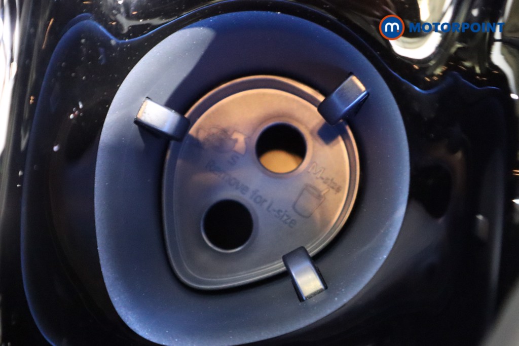 Used Toyota C-HR 2023 for sale - 77225998: Photo 34