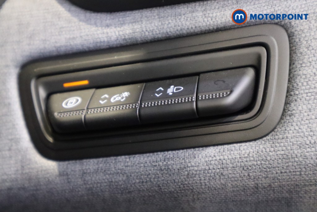 Used Renault Clio 2025 for sale - 76565789: Photo 13