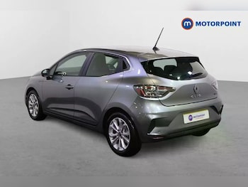 Used Renault Clio 2025 for sale - 76565789: Photo