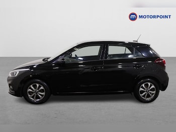 Used Hyundai i20 2019 for sale - 77340376: Photo