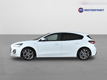 Used Ford Focus 2022 for sale - 79102751: Photo
