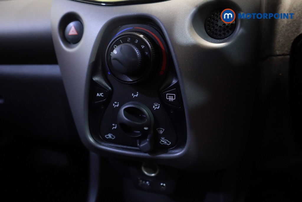 Used Peugeot 108 for sale - 77961235: Photo 24