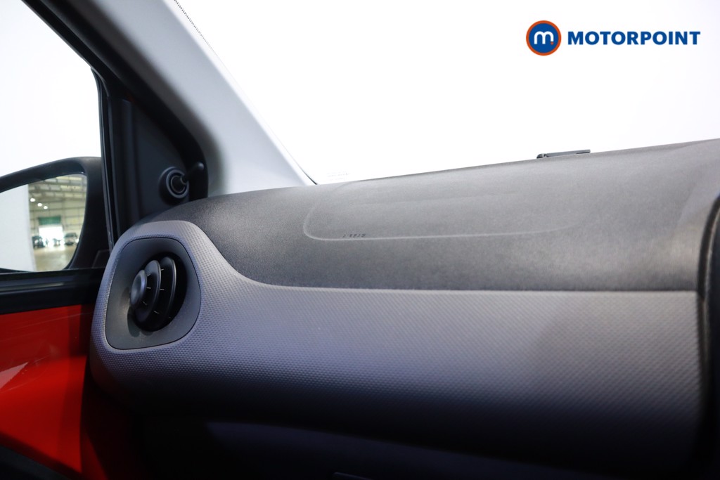 Used Peugeot 108 for sale - 77961235: Photo 28