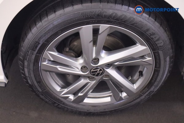 Used Volkswagen Polo 2022 for sale - 76105102: Photo 25