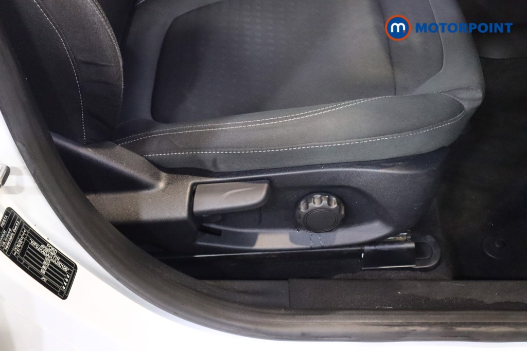 Used Ford Fiesta 2018 for sale - 76290746: Photo 24