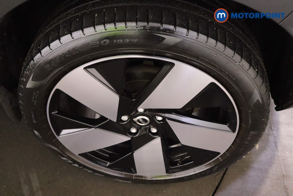 Used Volvo XC40 2023 for sale - 77845839: Photo 17