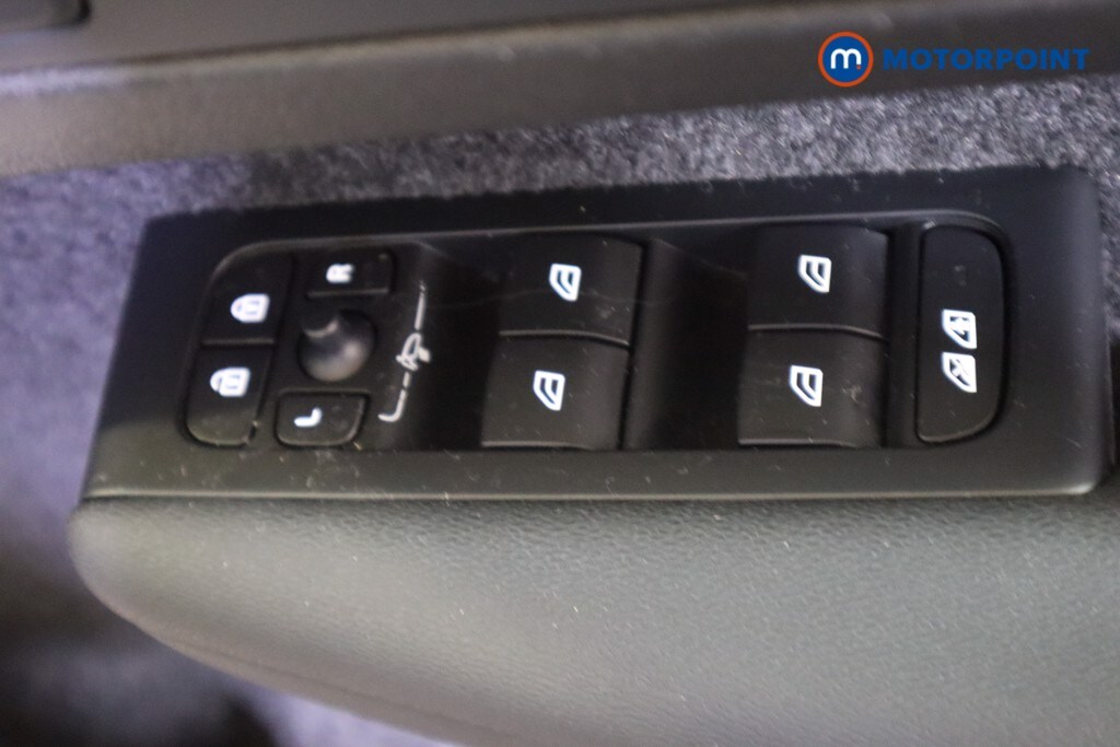 Used Volvo XC40 2023 for sale - 77845839: Photo 23