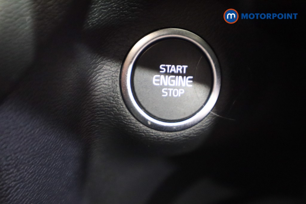 Used Volvo XC40 2023 for sale - 77845839: Photo 28