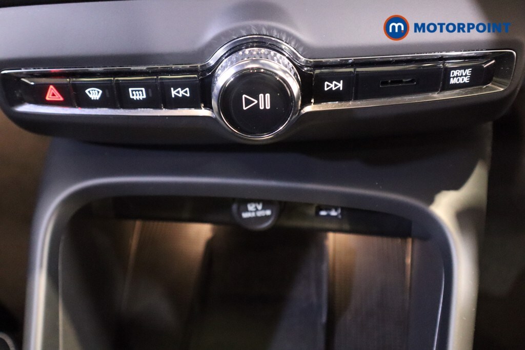 Used Volvo XC40 2023 for sale - 77845839: Photo 31