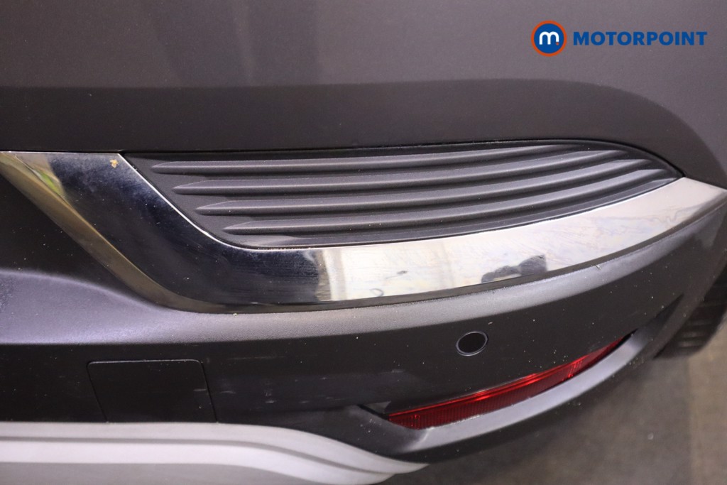 Used Renault Captur 2023 for sale - 76750536: Photo 42