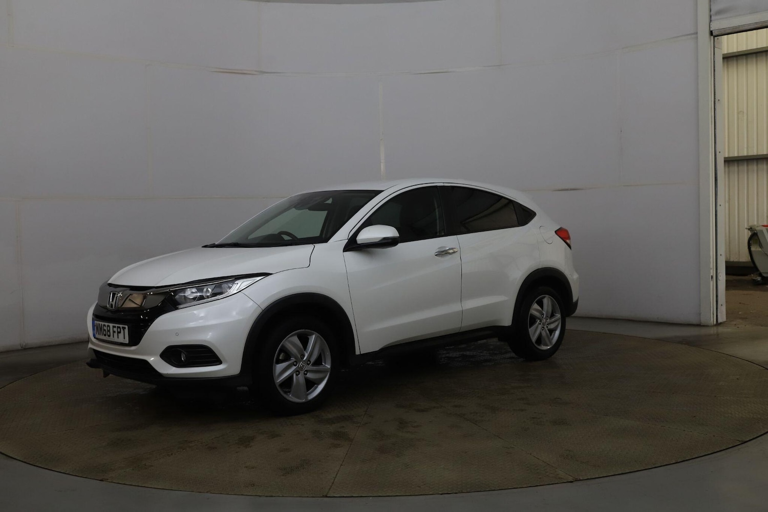 Used Honda HR-V 2018 for sale - 76458074: Photo 1
