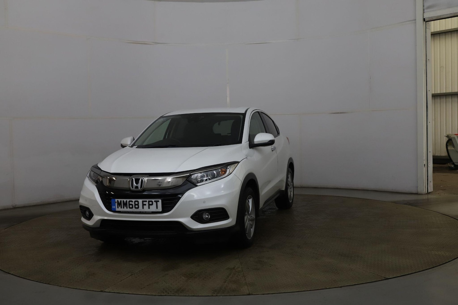 Used Honda HR-V 2018 for sale - 76458074: Photo 3