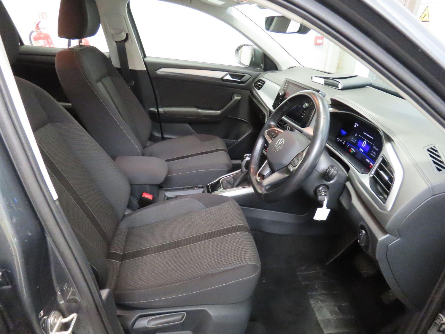 Used Volkswagen T-Roc 2022 for sale - 76456722: Photo 10