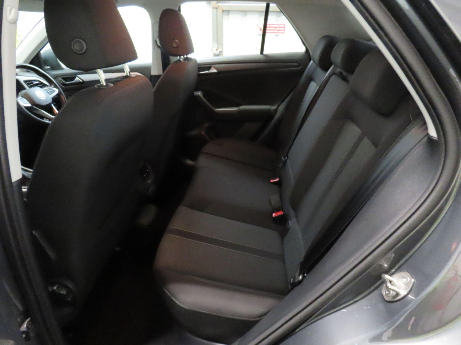 Used Volkswagen T-Roc 2022 for sale - 76456722: Photo 15