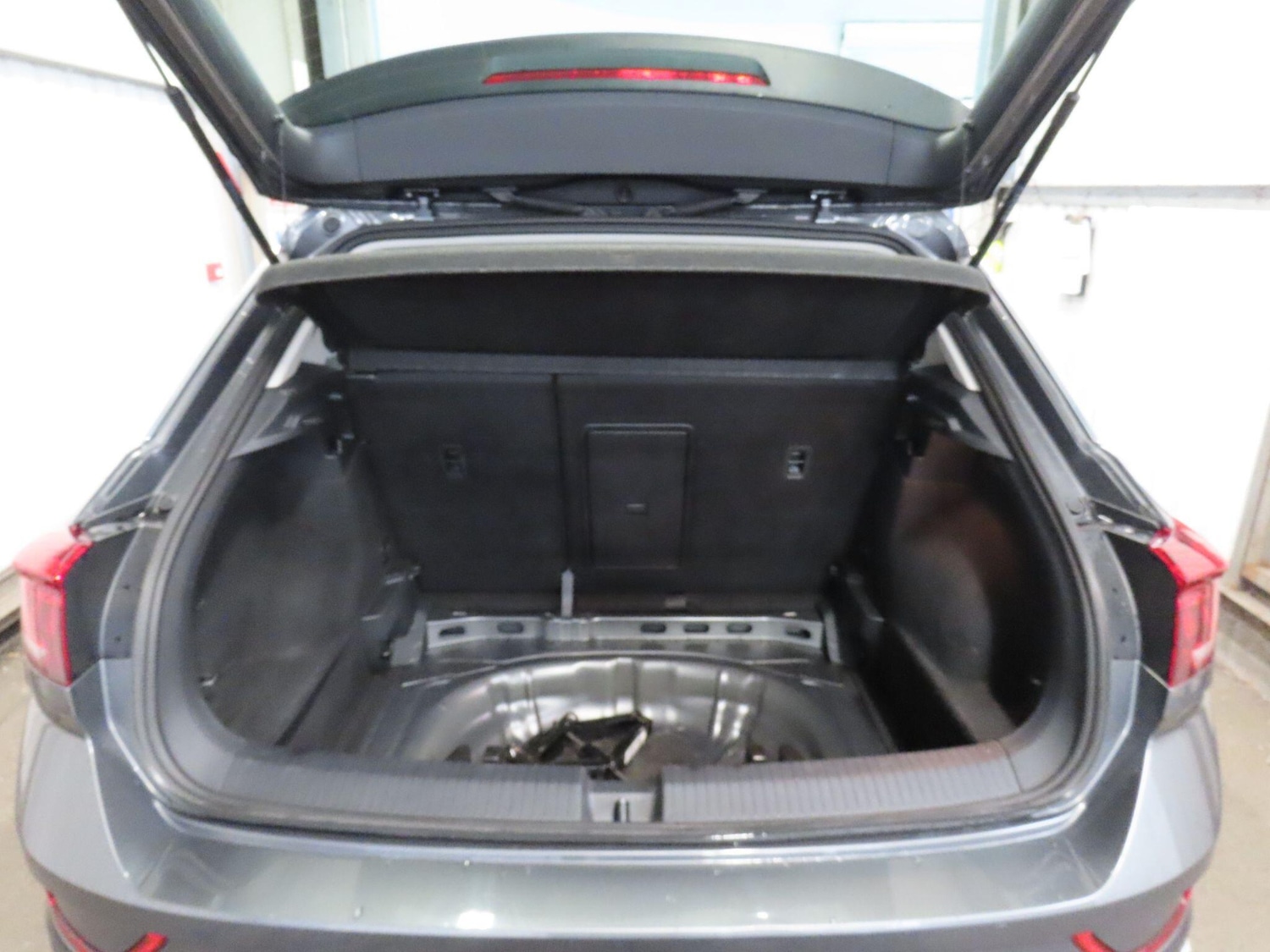 Used Volkswagen T-Roc 2022 for sale - 76456722: Photo 19