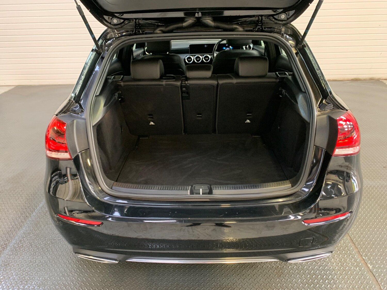 Used Mercedes-Benz A-Class 2019 for sale - 76306259: Photo 12