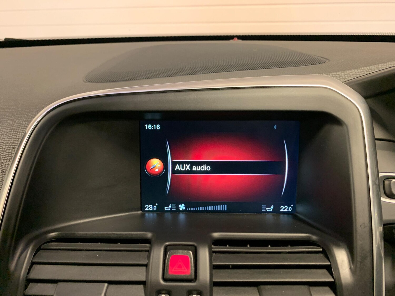 Used Volvo XC60 2016 for sale - 76408526: Photo 31