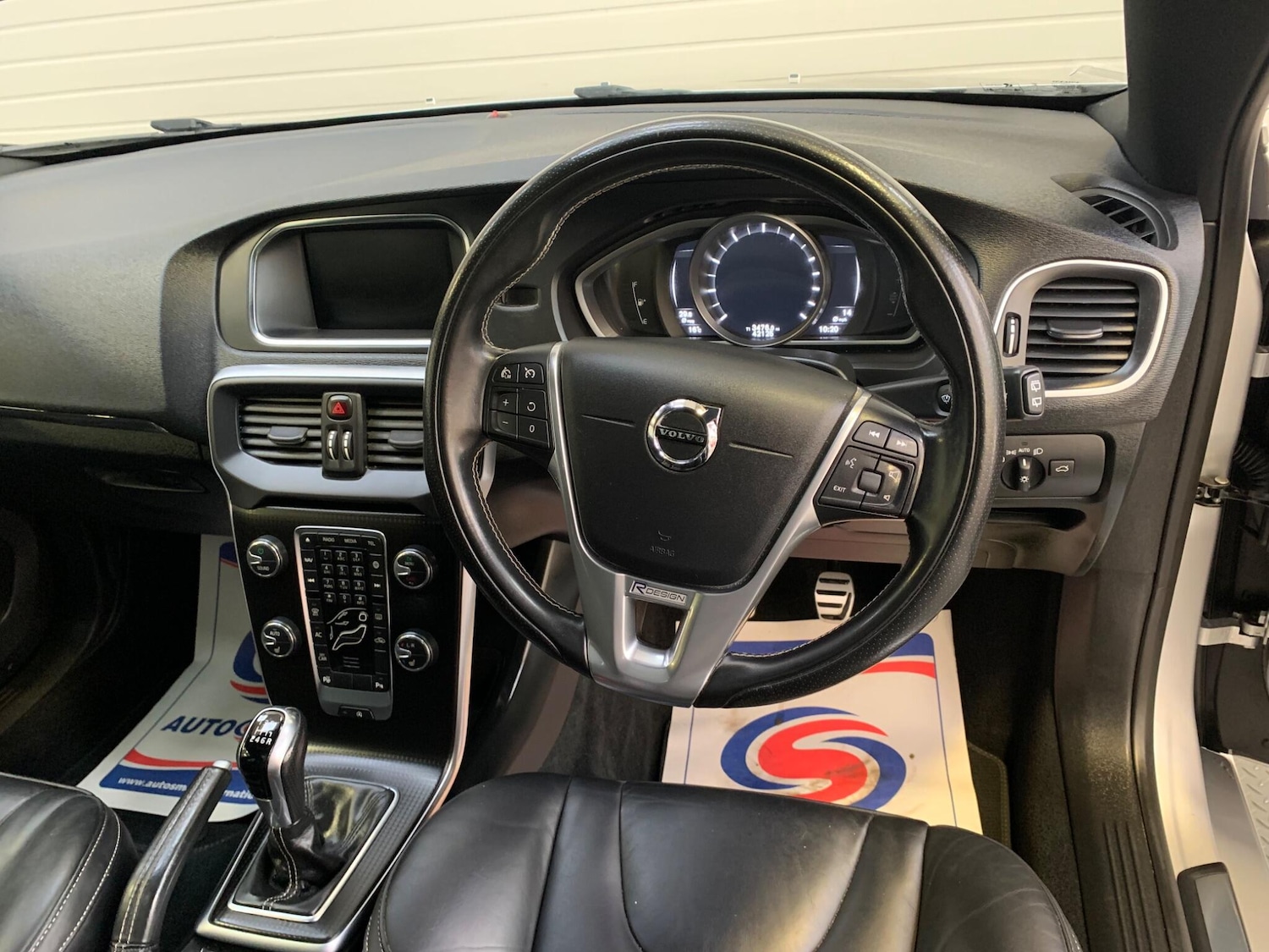 Used Volvo V40 2018 for sale - 76612955: Photo 21