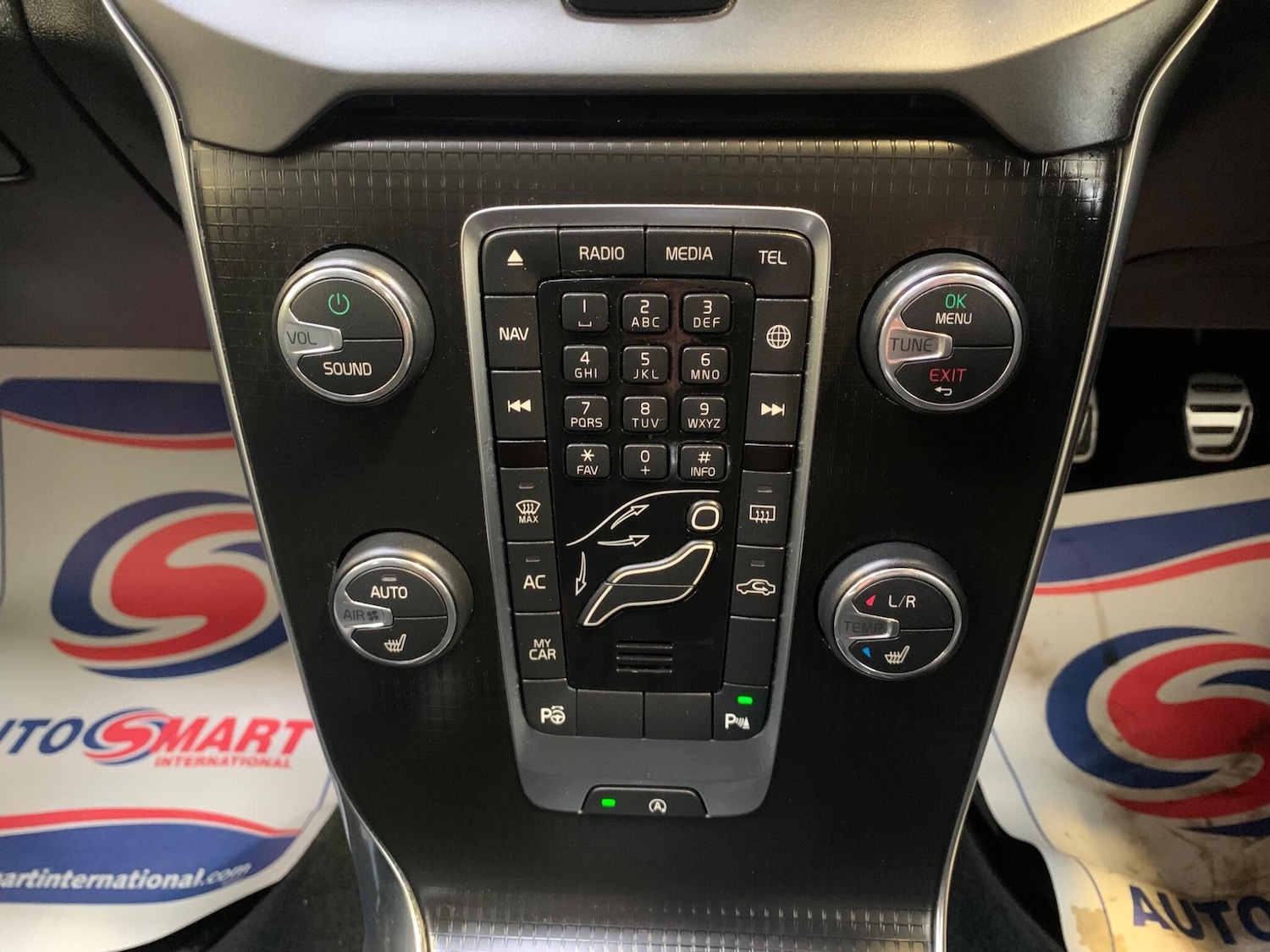 Used Volvo V40 2018 for sale - 76612955: Photo 37