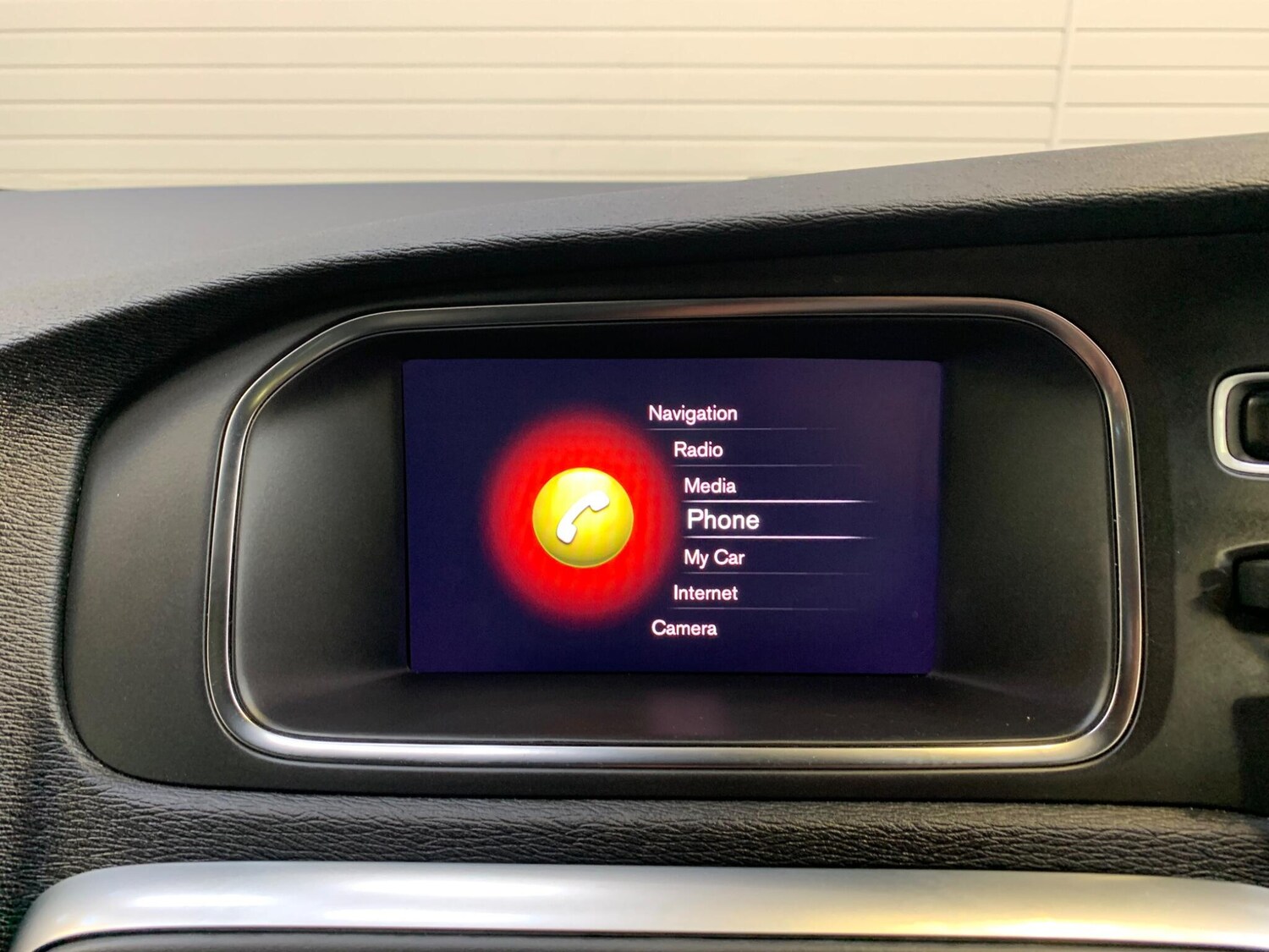 Used Volvo V40 2018 for sale - 76612955: Photo 38