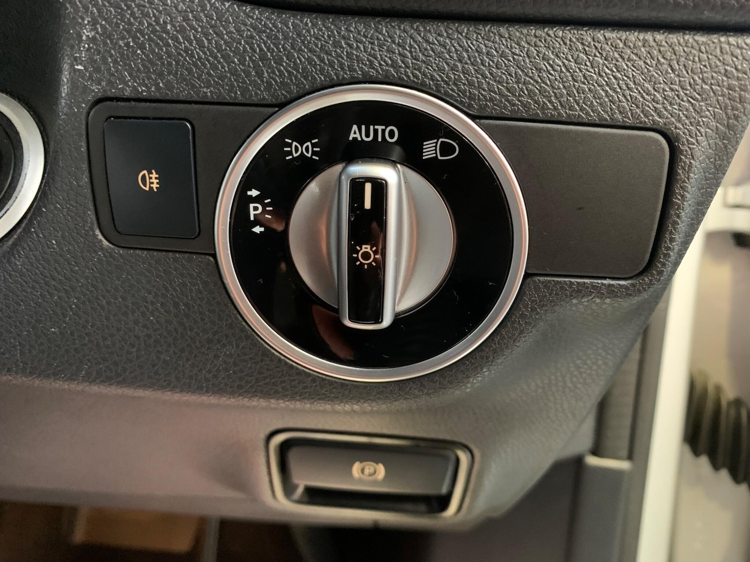 Used Mercedes-Benz CLA 2018 for sale - 75839545: Photo 23