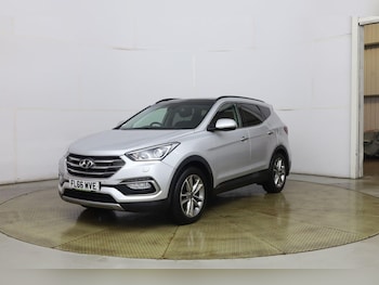 Used Hyundai Santa Fe 2016 for sale - 77784226: Photo