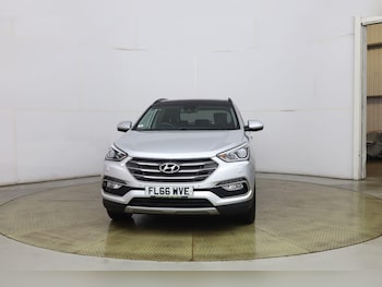 Used Hyundai Santa Fe 2016 for sale - 77784226: Photo