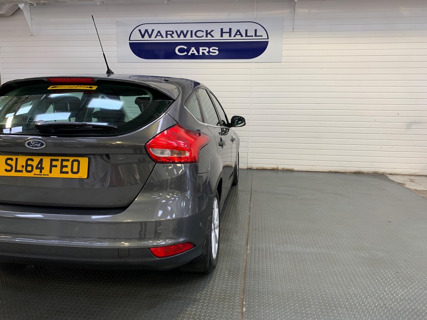 Used Ford Focus 2015 for sale - 76283127: Photo 10
