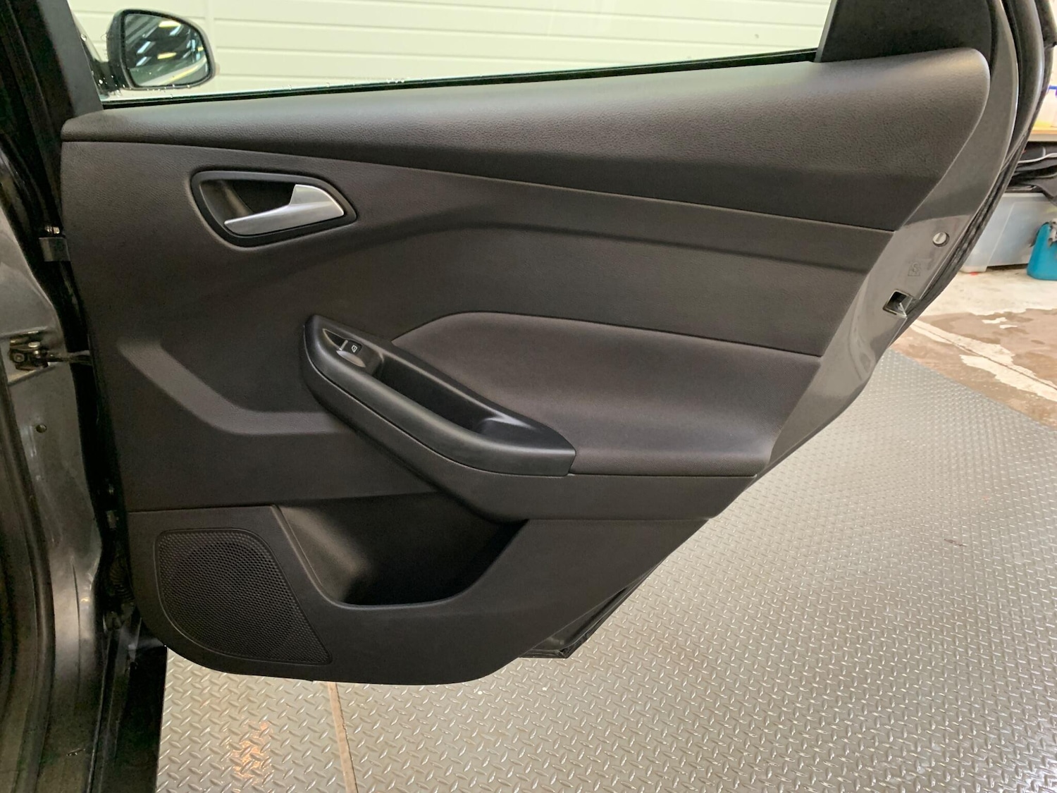 Used Ford Focus 2015 for sale - 76283127: Photo 15