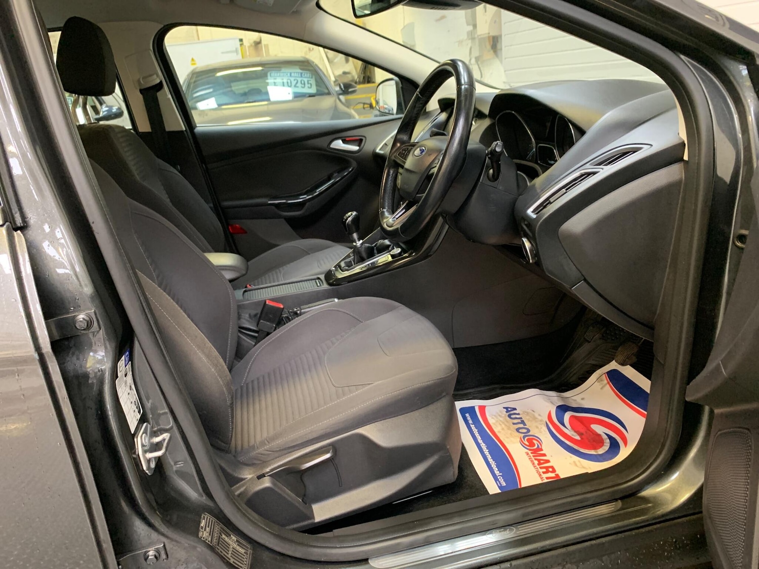 Used Ford Focus 2015 for sale - 76283127: Photo 17
