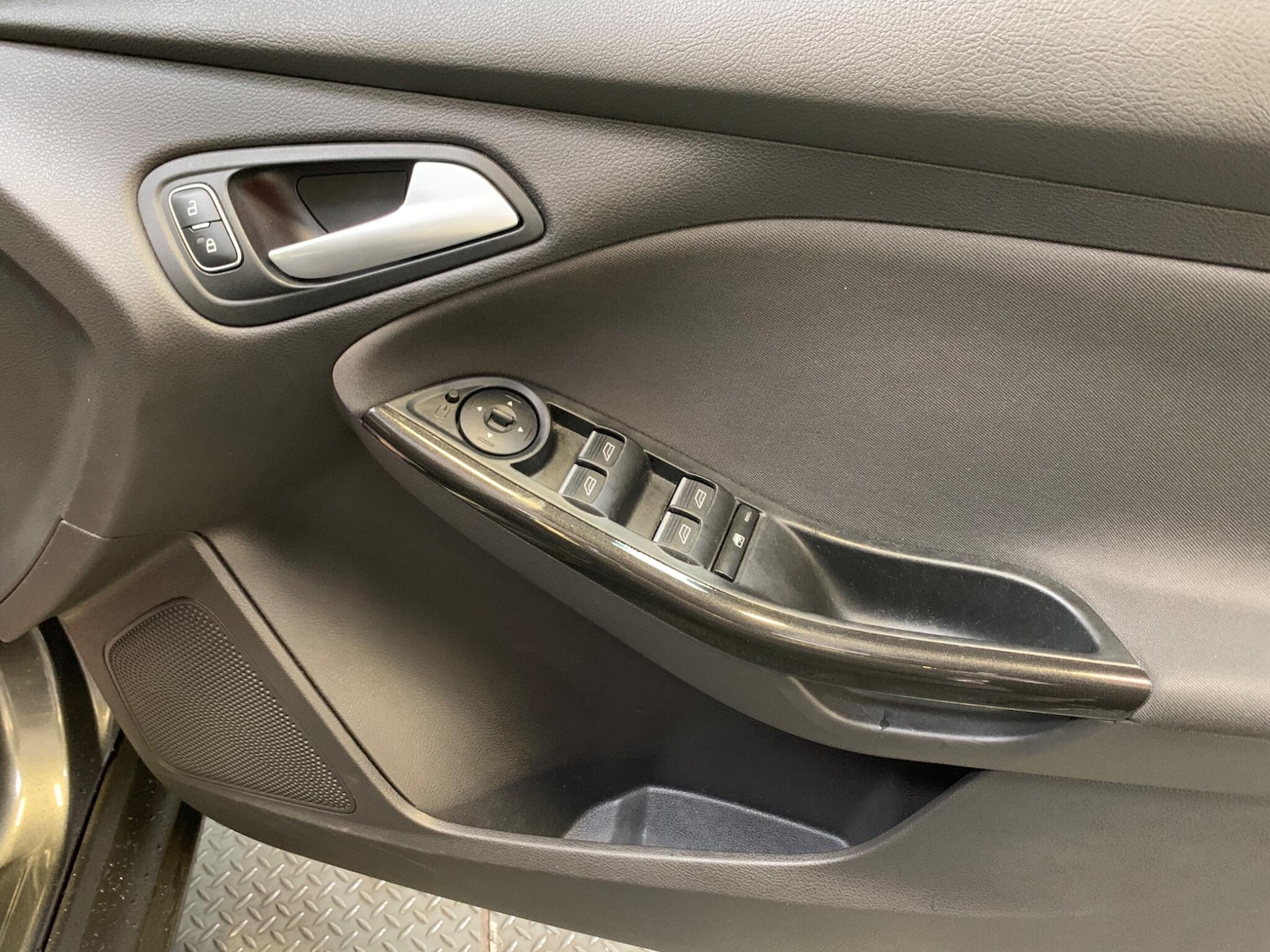 Used Ford Focus 2015 for sale - 76283127: Photo 18