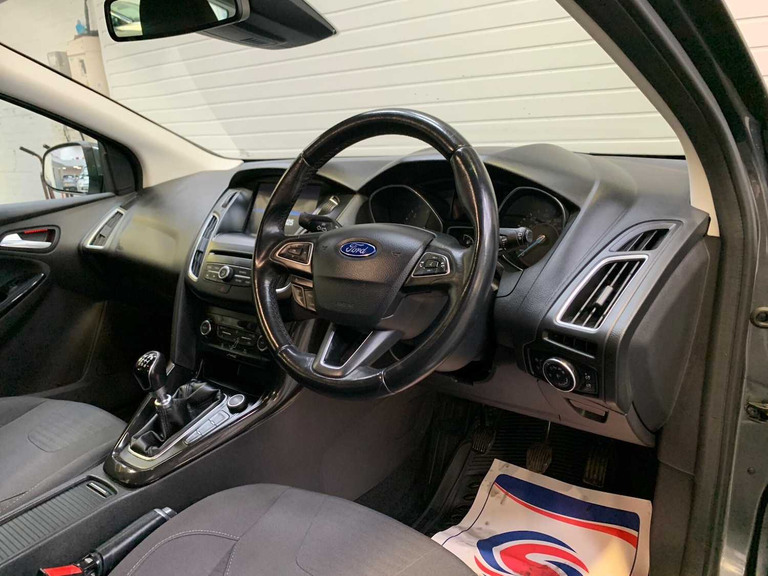 Used Ford Focus 2015 for sale - 76283127: Photo 23