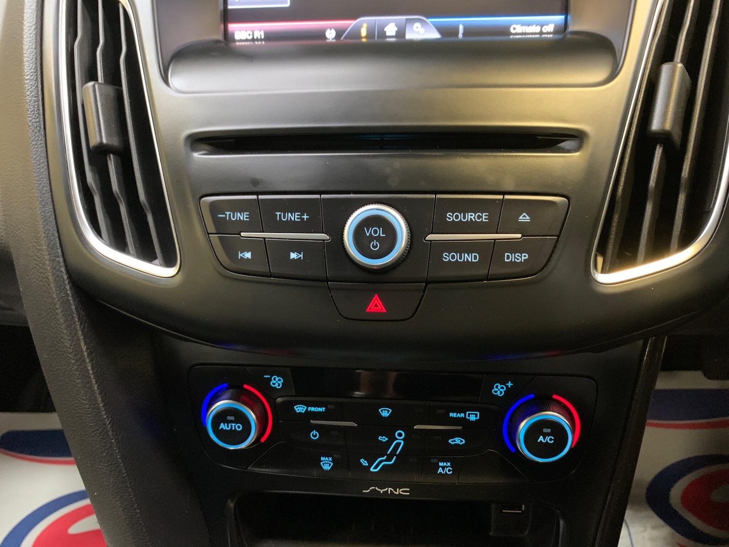 Used Ford Focus 2015 for sale - 76283127: Photo 32