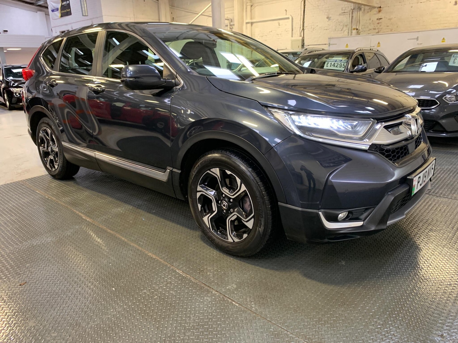Used Honda CR-V 2019 for sale - 76307008: Photo 11
