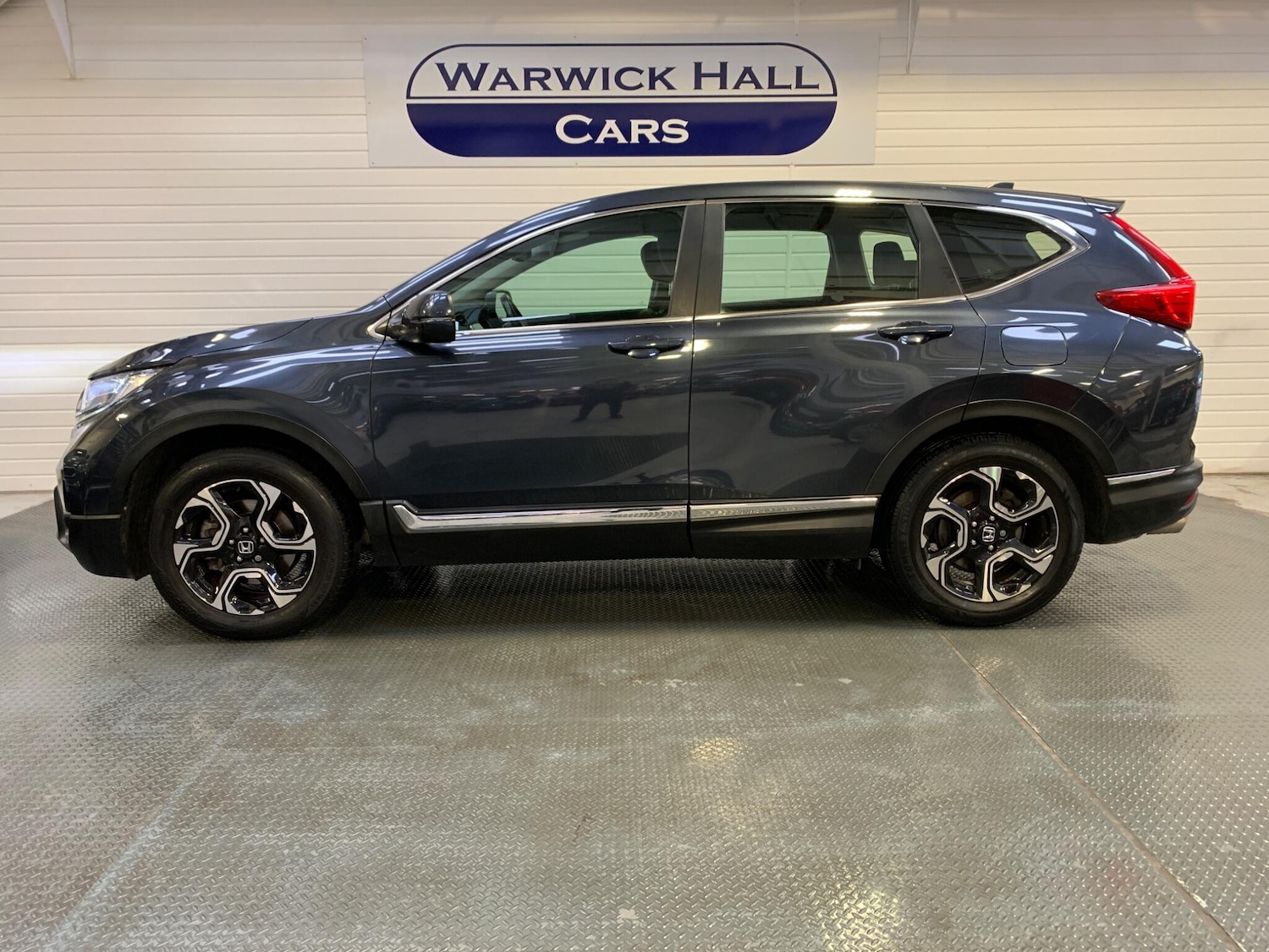 Used Honda CR-V 2019 for sale - 76307008: Photo 3