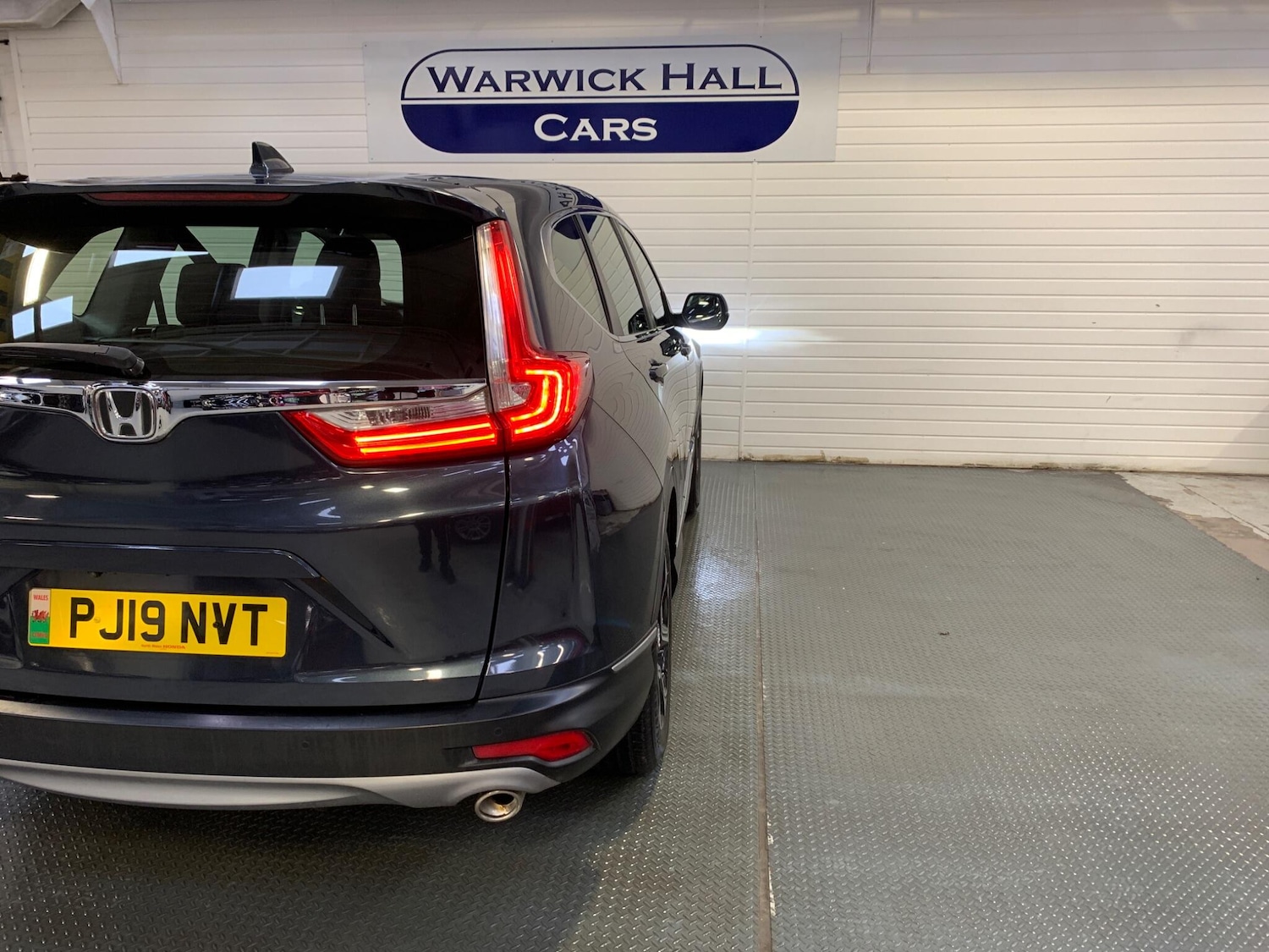 Used Honda CR-V 2019 for sale - 76307008: Photo 8