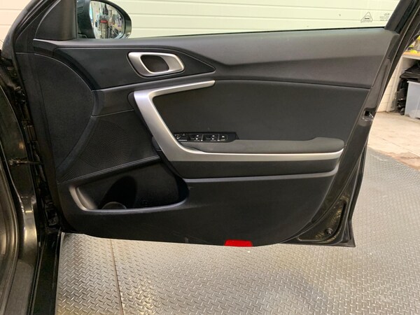 Used Kia Ceed 2020 for sale - 76259957: Photo 20