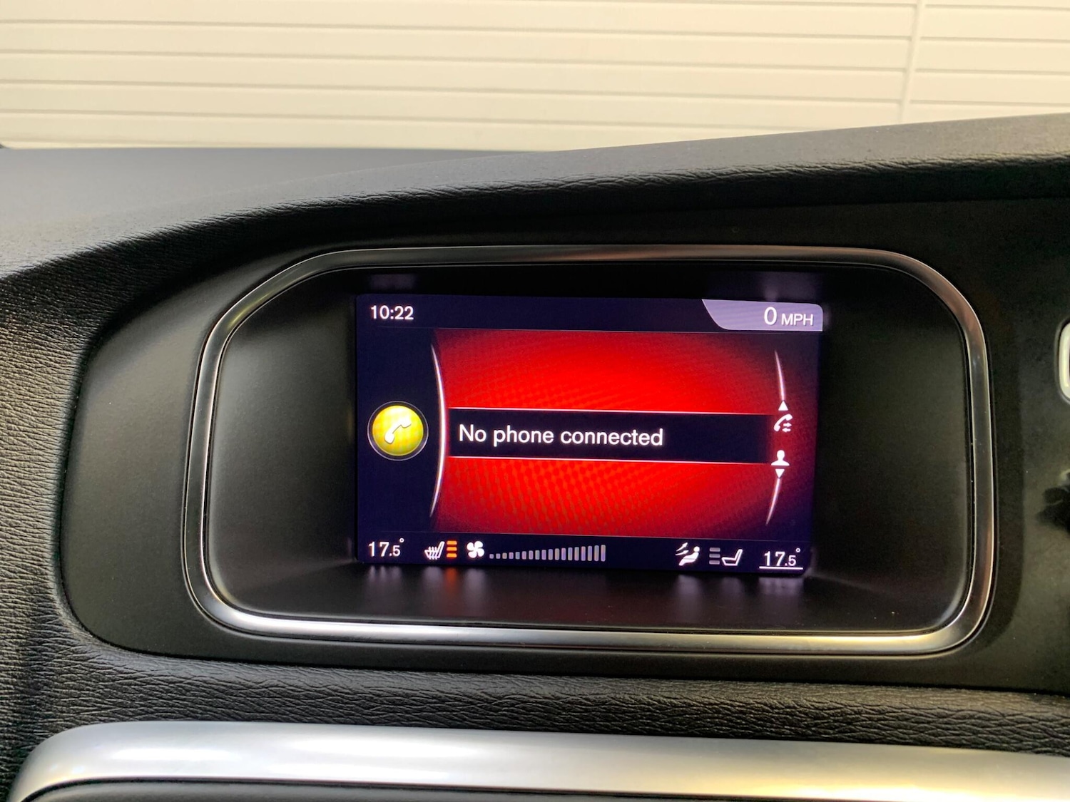Used Volvo V40 2018 for sale - 75781038: Photo 30